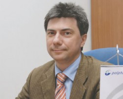 З 1 липня 2010 р. главою представництва компанії «Польфарма» призначений Віталій Кирик.
